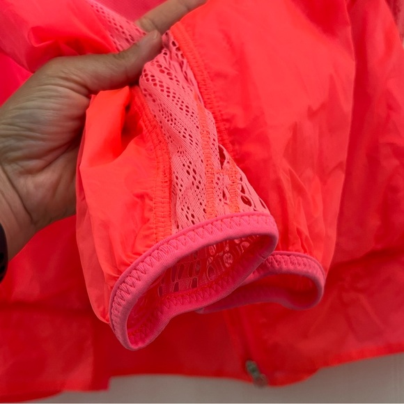 LULULEMON Lightweight Mesh Running Orange (Flash) Jacket - Picture 6 of 11